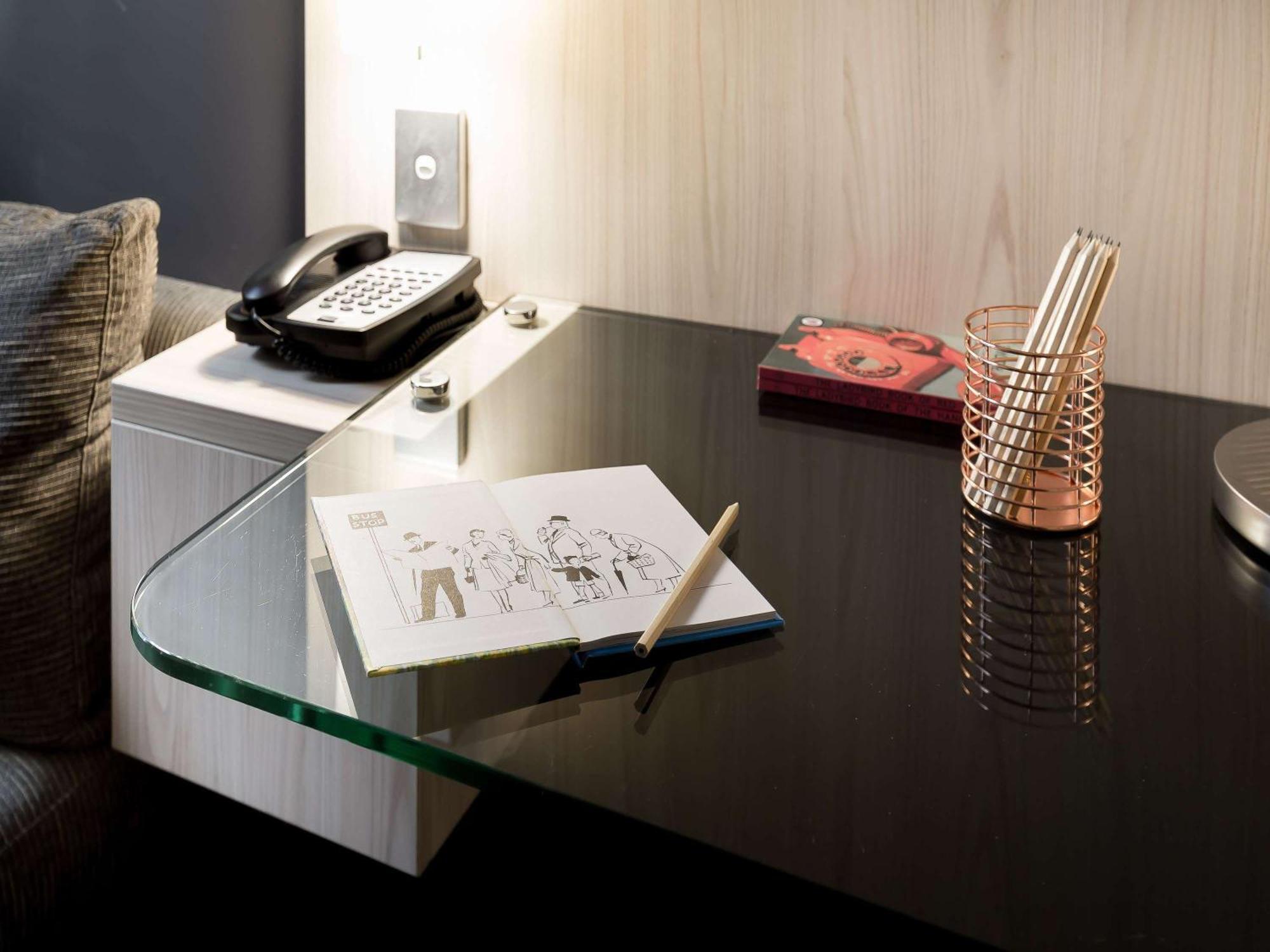 Ibis Sydney Barangaroo Hotell Exteriör bild