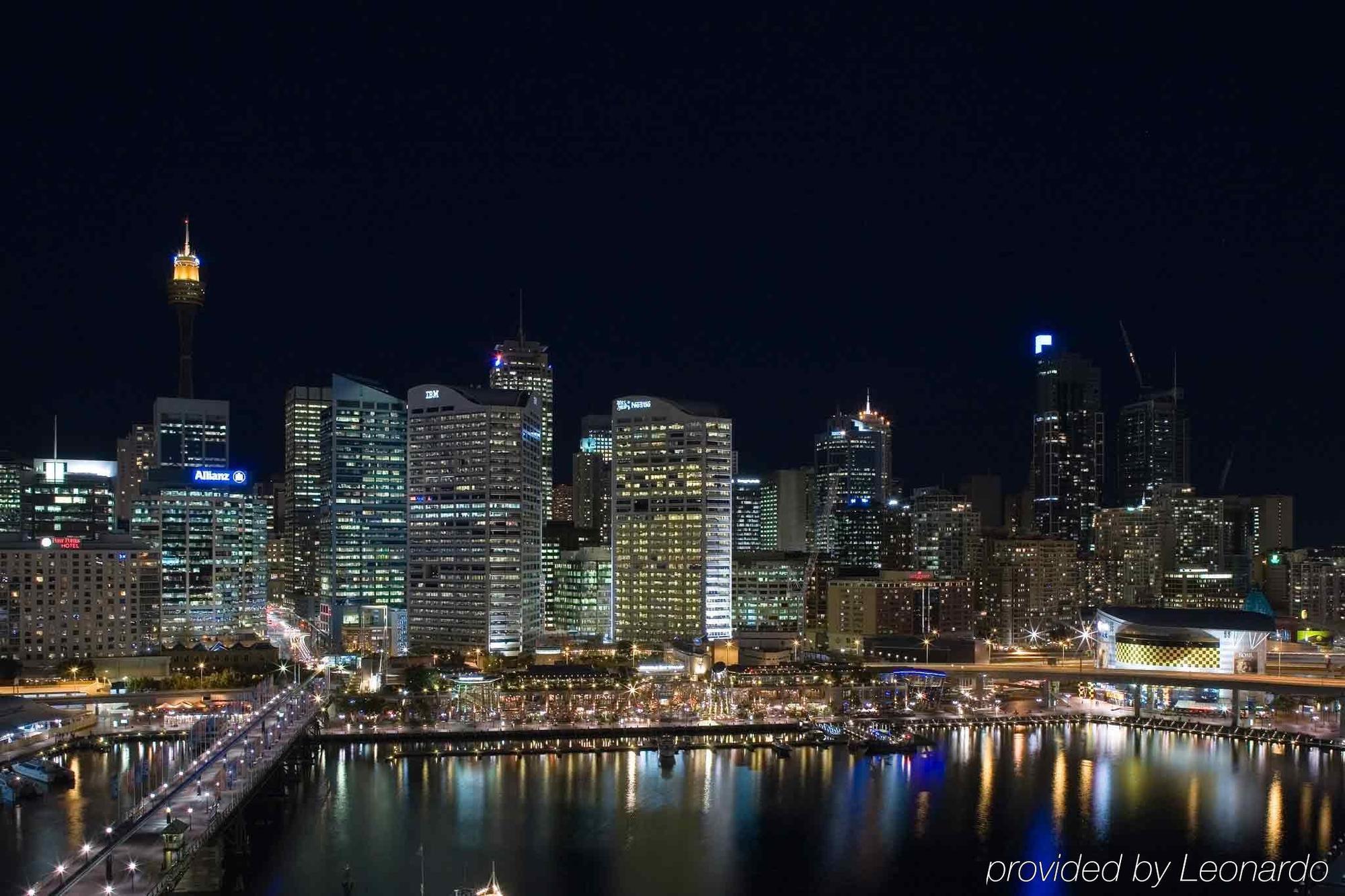 Ibis Sydney Barangaroo Hotell Exteriör bild