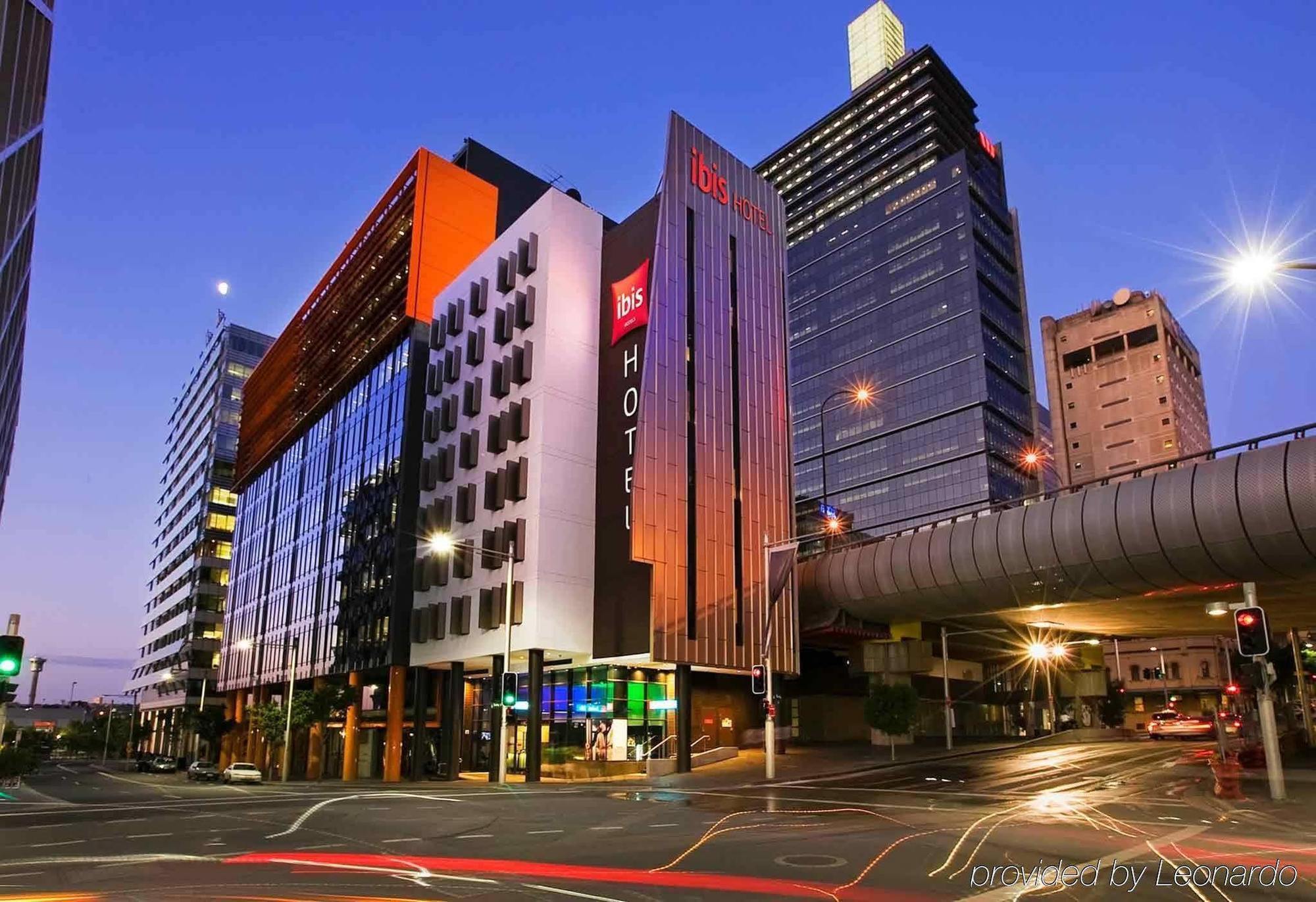 Ibis Sydney Barangaroo Hotell Exteriör bild